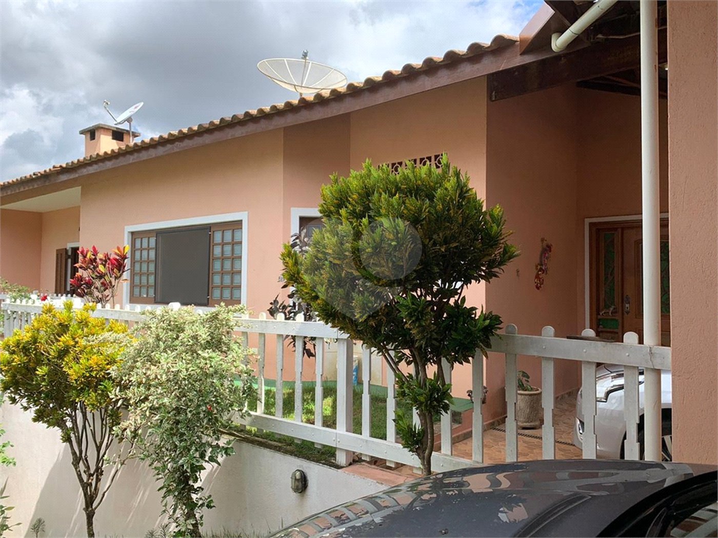 Casa ampla à venda no Vale das Flores em Atibaia