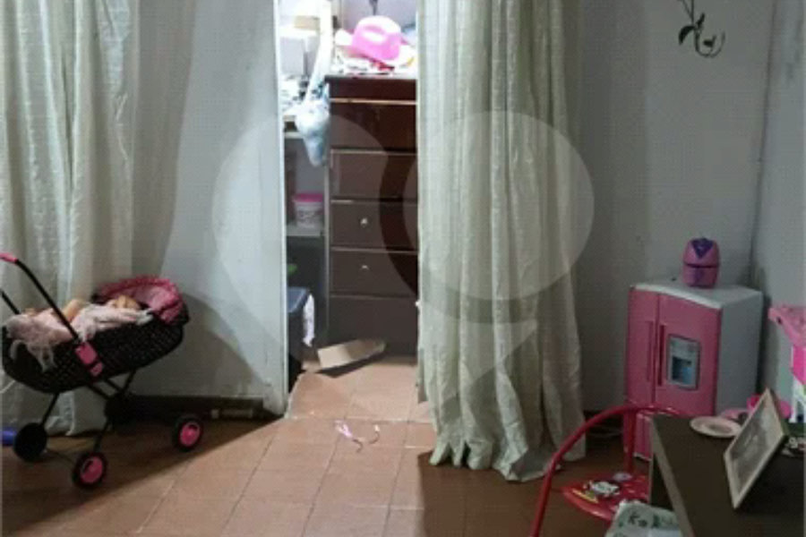 IMÓVEL COM SOBRADO + OUTRA CASA NO TERRENO, ÓTIMA PARA RENDA OU FAMÍLIA GRANDE