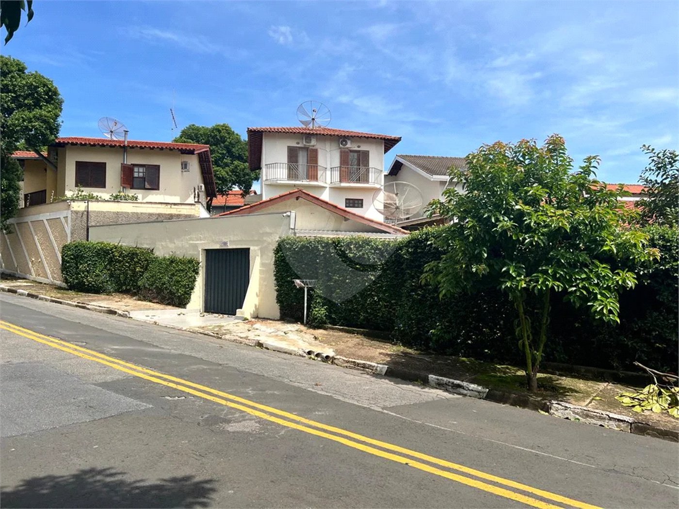 Casa à venda com 3 quartos, sendo 1 suíte,  em Nova Vinhedo, Vinhedo, SP