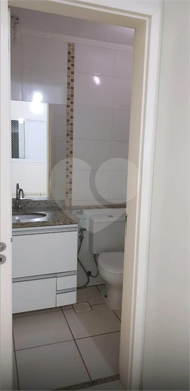 Apartamento à venda no condomínio Residencial Vancouver, em Araraquara-SP.