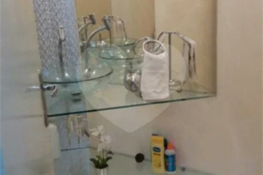 Casa à venda com 3 quartos, sendo 1 suíte, em Jabaquara, São Paulo, SP