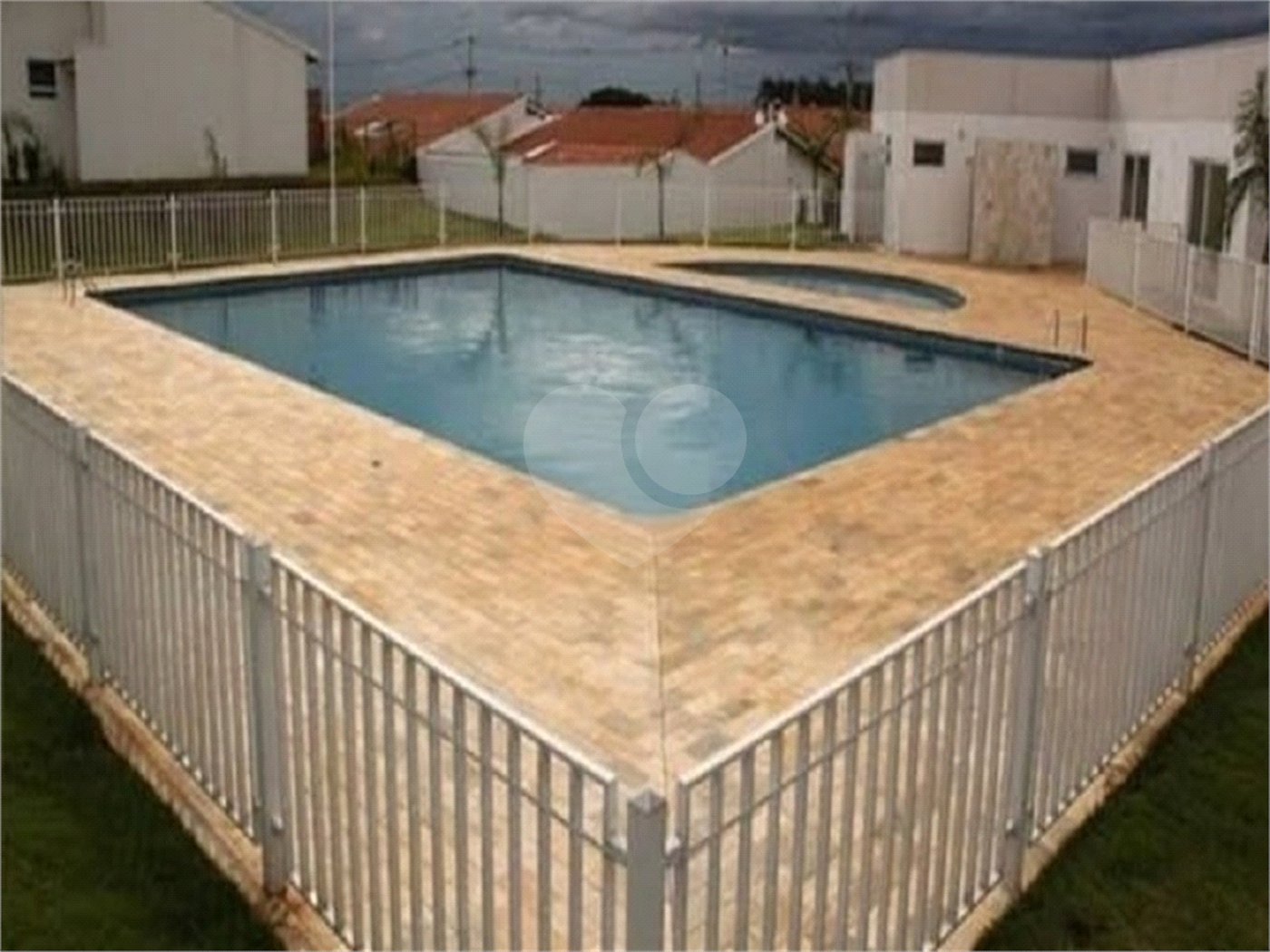 Condomínio Residencial