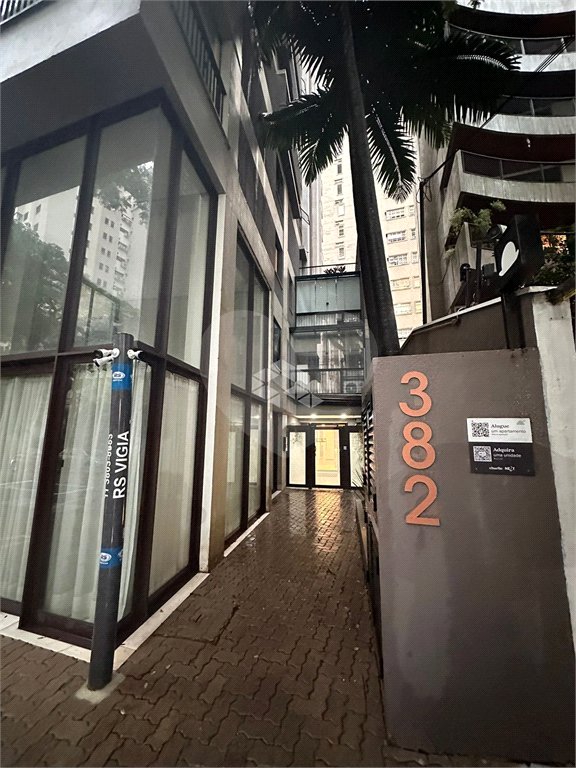 Studio Mobiliado à venda com 31m², 1 quarto Vila Nova Conceição - Estuda permuta.