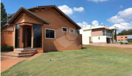 Casa à venda com 1 quarto no condomínio Aguas do Campo, Águas de São Pedro - SP