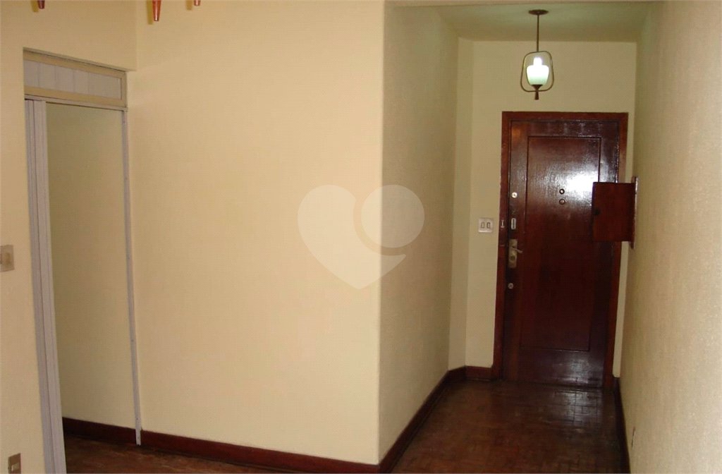 Apartamento de 79m2 à venda reformado com 2 dormitórios no Cambuci