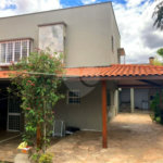 Belíssima casa no bairro Vila Rezende