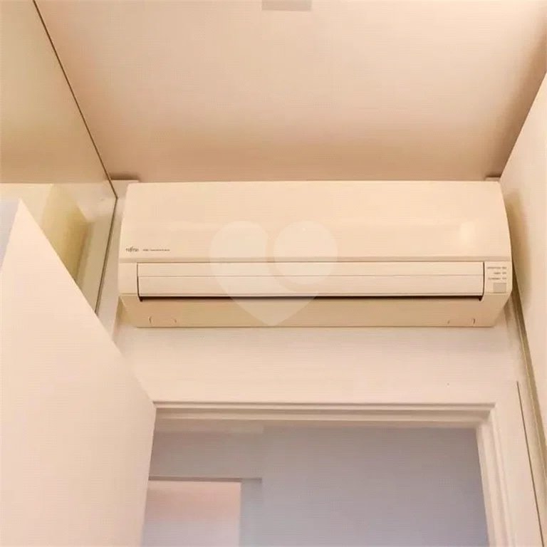 Apartamento no Ipiranga de 94m2 com 2 dorms, 1 suíte, 3 banheiros, 2 vagas. Estuda permuta.