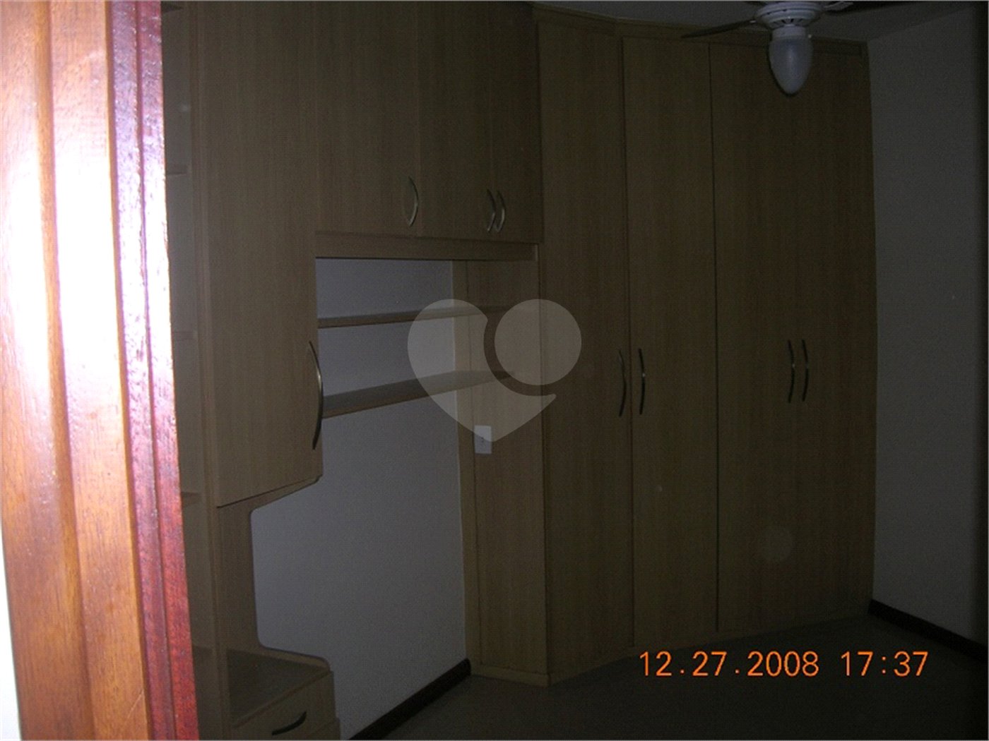 Casa no Condomínio Damha I