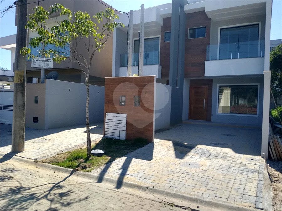 Residência completa com 3 quartos, suíte e área gourmet