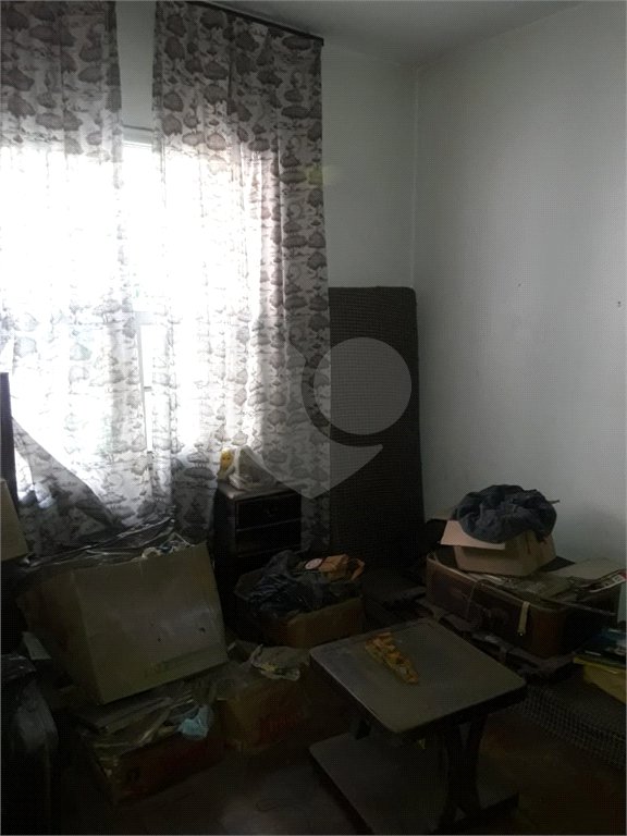 APARTAMENTO DE 3 QUARTOS À VENDA NO PARAÍSO