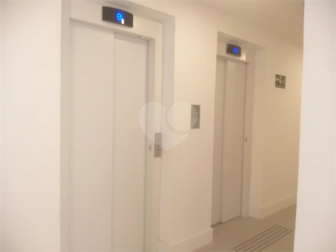 Sala comercial para locação no Paraíso
