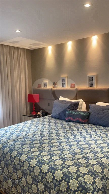 Apartamento na Mooca com 204 m² com vista maravilhosa, sendo 3 suítes e 4vagas.