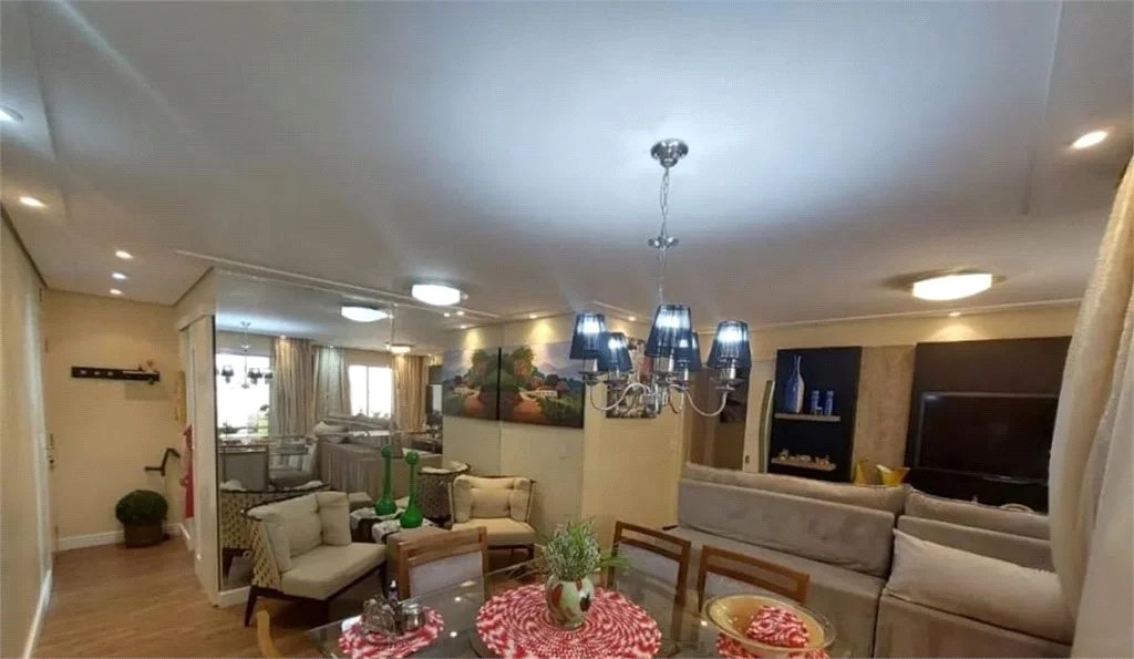 Apartamento com 95 metros e varanda gourmet
