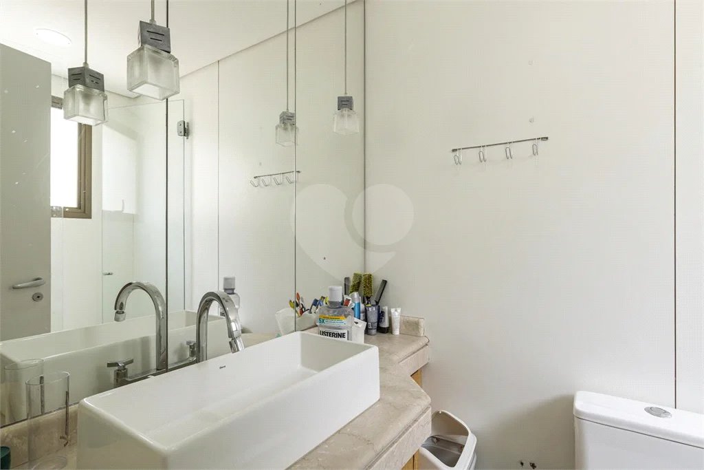 APARTAMENTO COM 3 DORMITÓRIOS, 3 SUÍTES, 3 VAGAS, LAVABO, LAZER, 193 M² - MOEMA