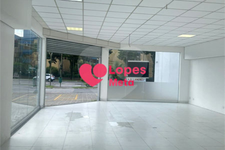 Loja Ponto Comercial em Vila Industrial, São José dos Campos/SP.
