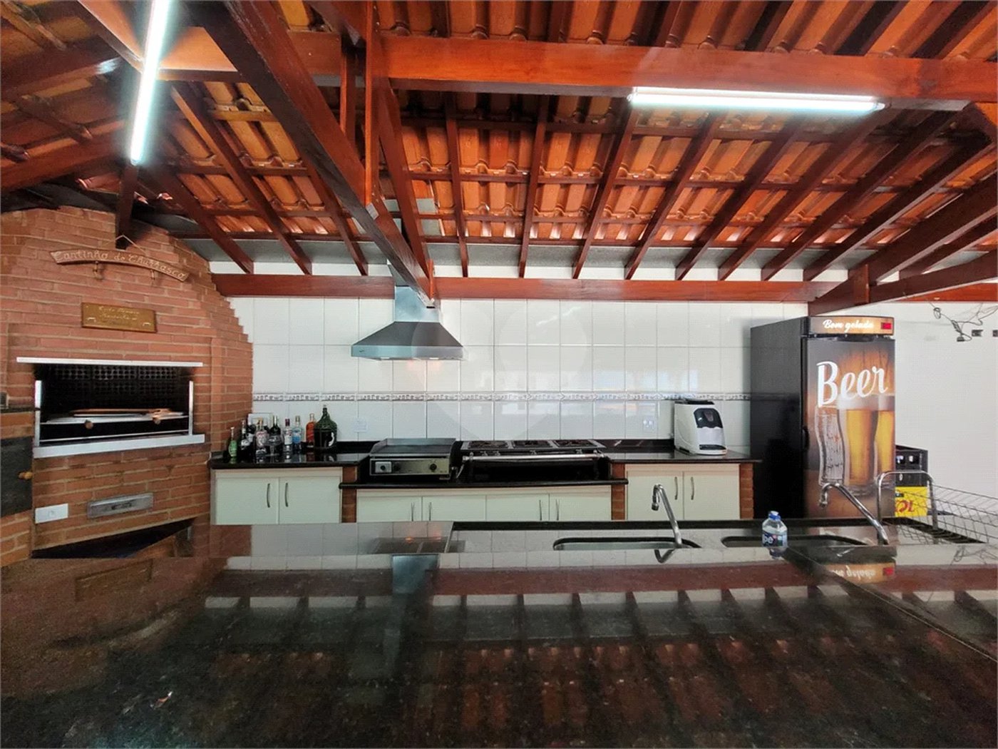 Bela casa à venda no Bairro Convívio Santa Tereza em Piracicaba - SP.