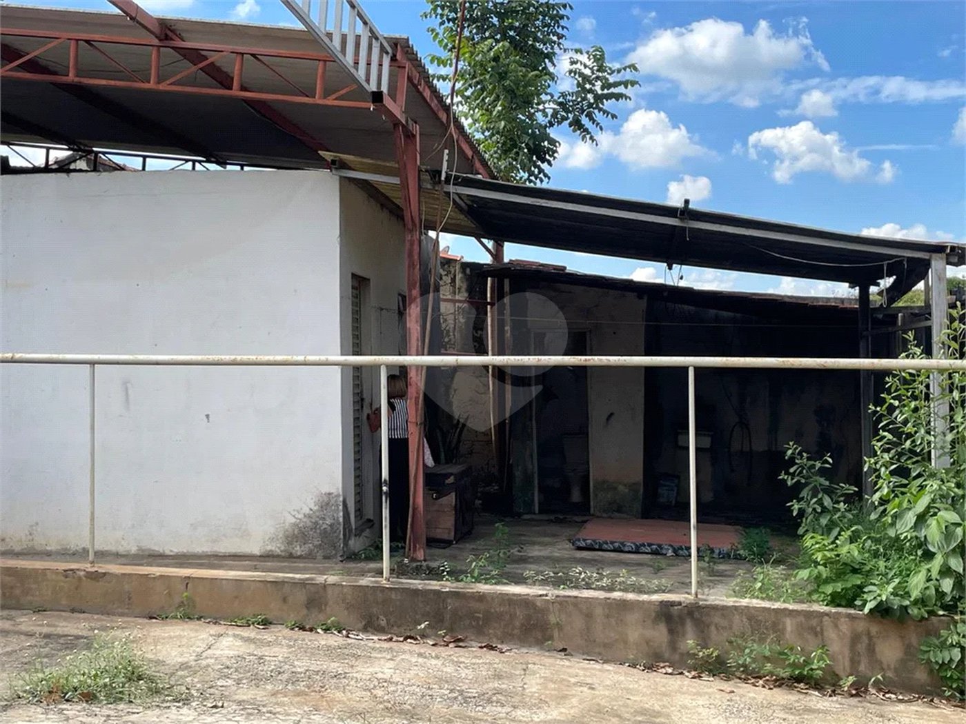 Terreno Comercial para Venda e Locação no Bairro Estância Lago Azul em Piracicaba/SP.