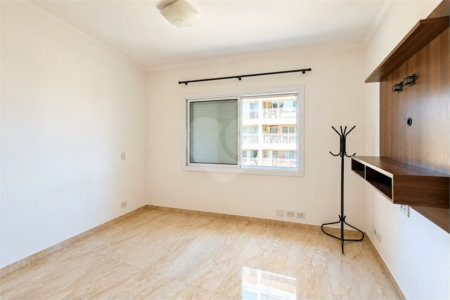 Apartamento à venda ou para alugar com 3 quartos, sendo 1 suíte, em Santo Amaro, São Paulo, SP
