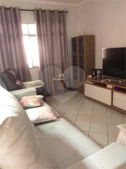 Vende-se Lindo Sobrado na Vila Santa Catarina