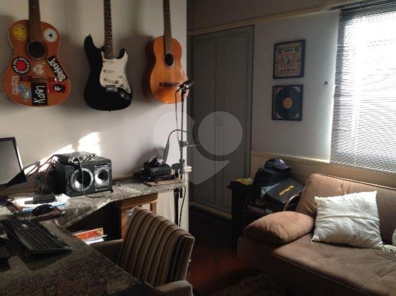 APARTAMENTO COM 4 DORMITÓRIOS E 4 VAGAS À VENDA NA MOOCA