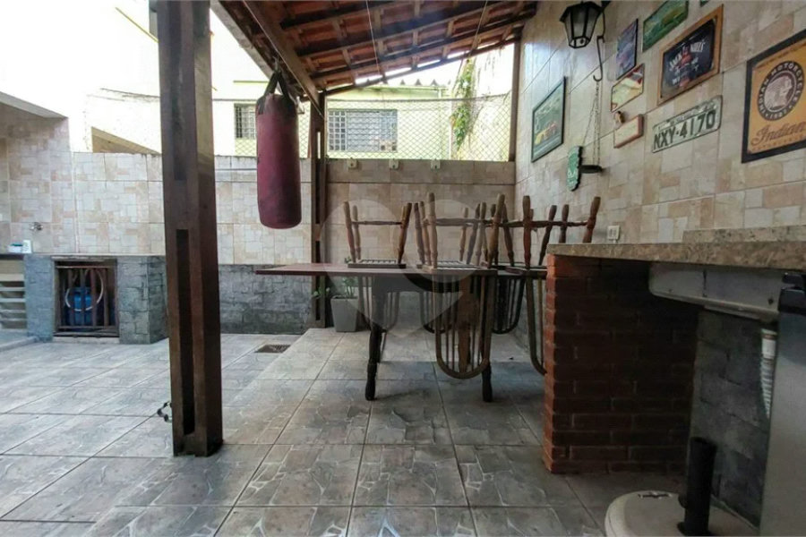 Casa à venda com 3 quartos, sendo 1 suíte,  em Vila Paulista, São Paulo, SP