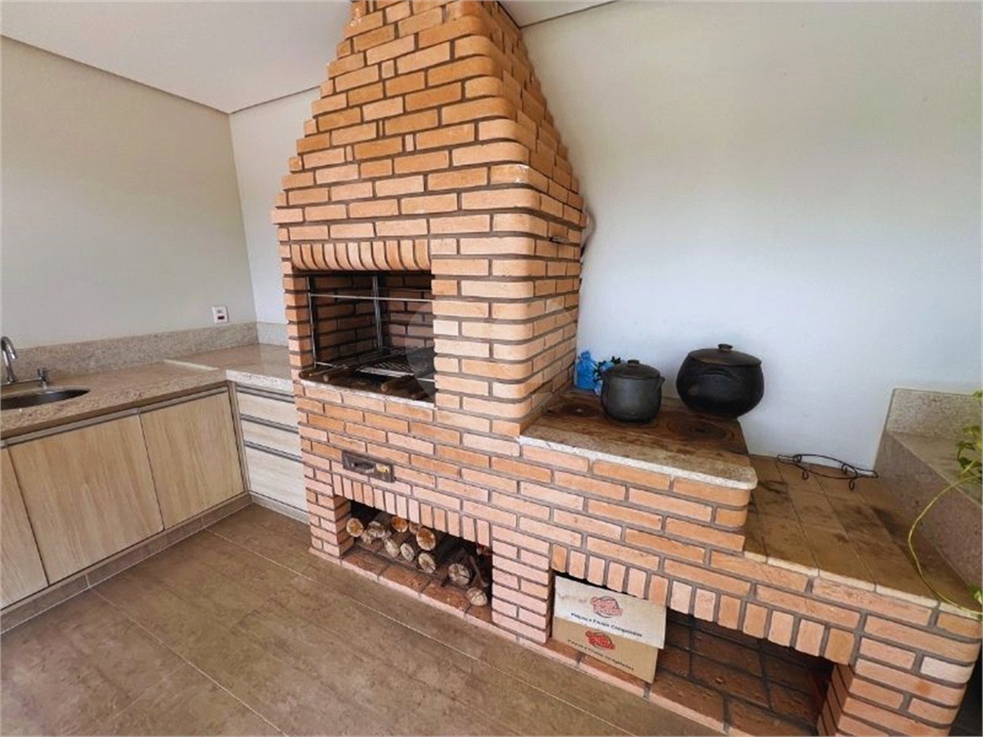 Apresento essa belíssima casa no Condomínio Delle Stelle - Louveira SP