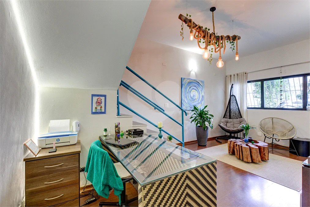 Sobrado à venda com 3 quartos, sendo 1 suíte, em Chácara Santo Antônio, São Paulo, SP
