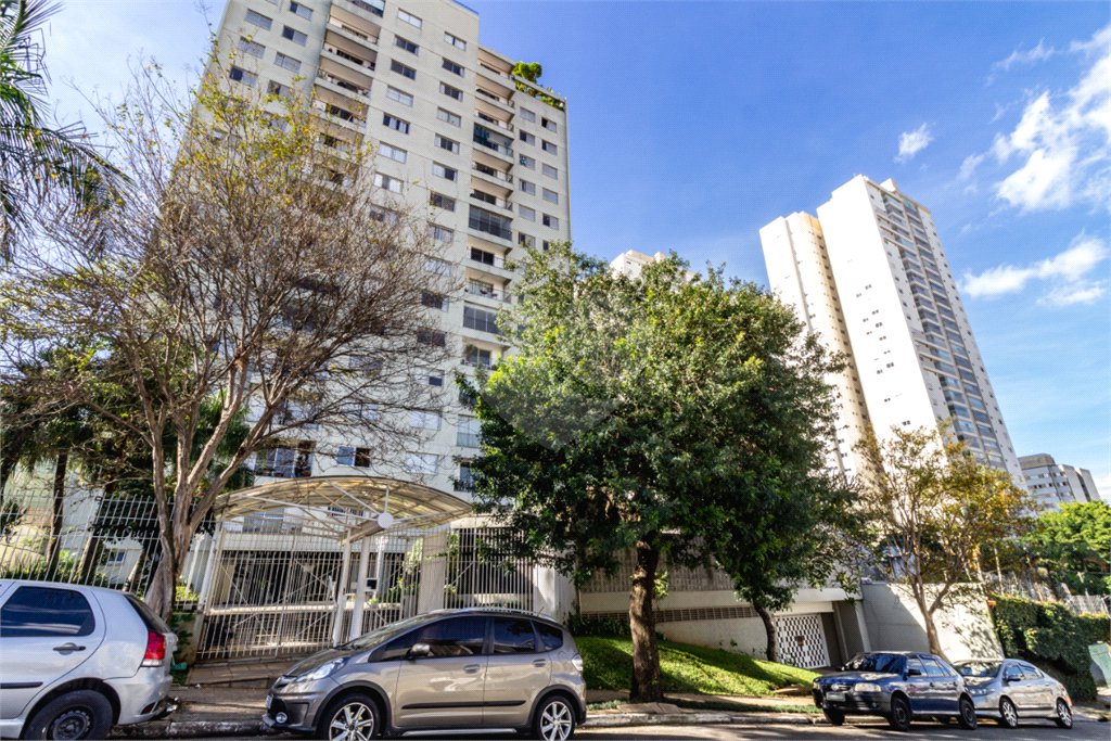 Apartamento á venda - Campo belo