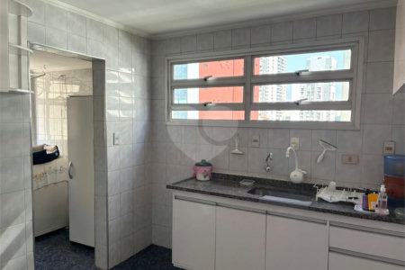 Apartamento à venda 2 dormitórios,75 m2 ,1 vaga-Campo Belo