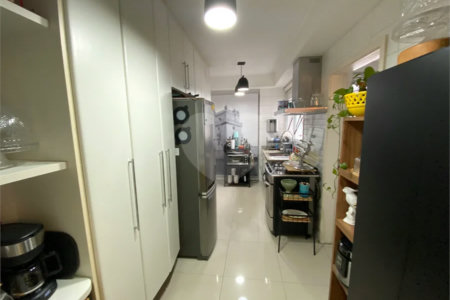 Apartamento à venda com 3 suítes em Alto da Boa Vista, São Paulo, SP