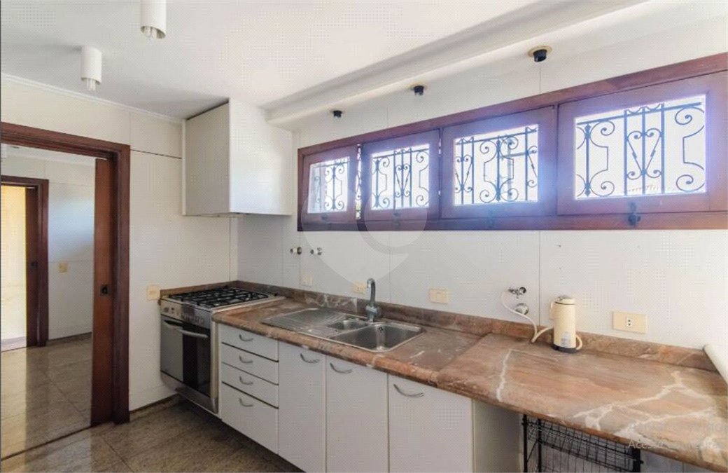 Casa para venda no Jardim da Gloria 4 dormitórios 2 suítes 4 vagas