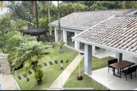 Chácara no Condomínio Vale das Laranjeiras em Indaiatuba SP - Venda - R$ 3,600.000,00 - Locaçao - R$ 30.000,00 mais encargos - Linda, espaçosa, aconchegante, acabamento de alto padrão em rua tranquila e arborizada, em um dos Condomínios mais valorizados de Indaiatuba. Com fácil acesso as principa