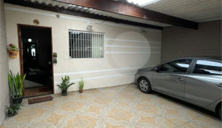 Casa à venda com 3 quartos, sendo 1 suíte,  em Vila Brasileira, Mogi das Cruzes, SP