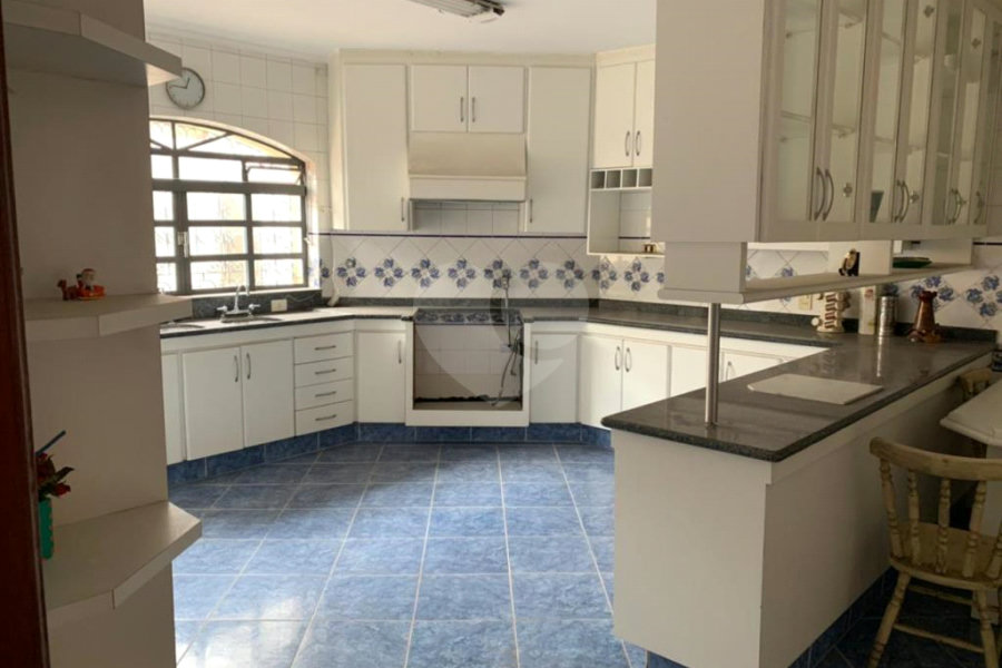 SOBRADO NAS PALMAS DO TREMEMBE