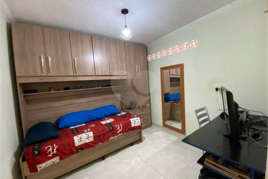 Casa Térrea à venda no Bairro do Jardim Vivan -Jaraguá, São Paulo
