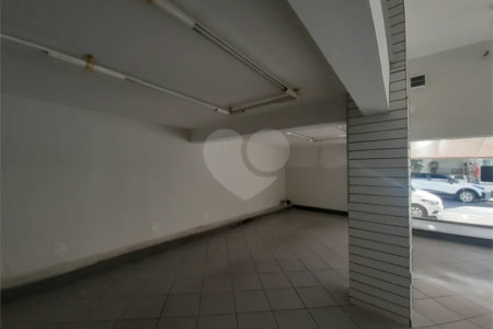 Salão Comercial de Esquina para Locação – Centro de Indaiatuba/SP