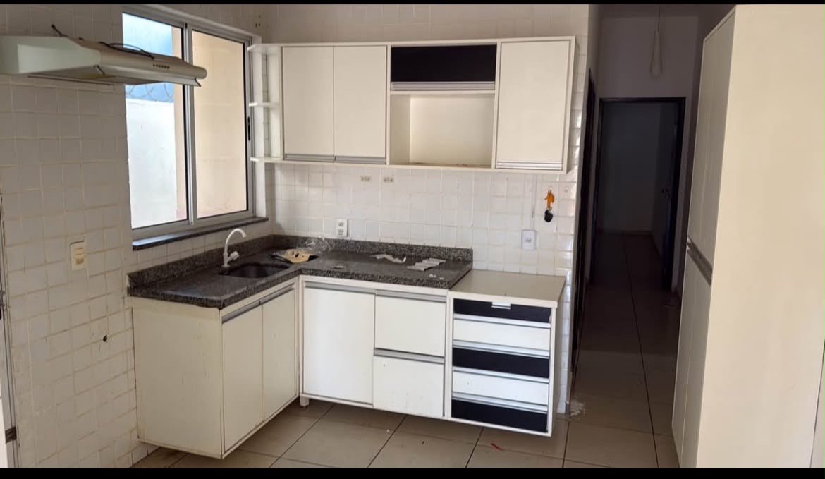 Casa à venda com 2 quartos, sendo 1 suíte,  em Vila Alegre, Três Lagoas, MS