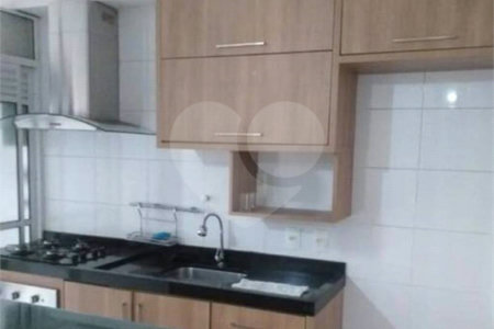 Apartamento de 2 quartos em Chácara Cruzeiro do Sul ( Cangaíba ).