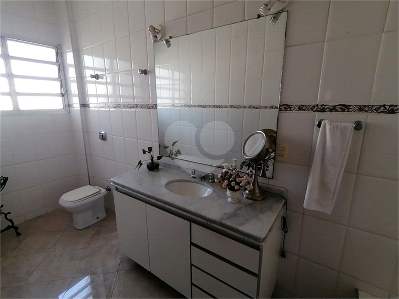APARTAMENTO COBERTURA Á VENDA COM 200m2 ÍCONE NA BELA VISTA