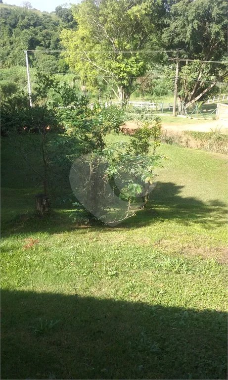 Sítio à venda com 8 quartos, sendo 3 suítes,  em Monte Alegre, Vinhedo, SP
