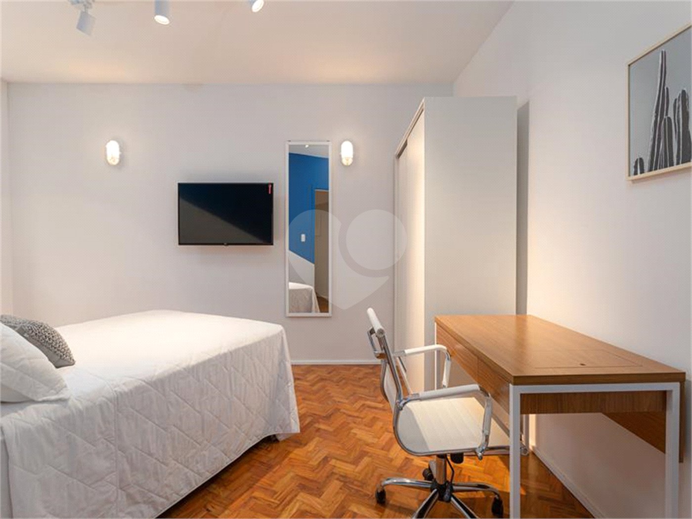 Excelente oportunidade para reformar e ficar com o apartamento dos seus sonhos!