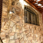 Sobrado com 234m², 3 dormitórios, sendo 1 suíte, 2 vagas, à venda na Vila Ema.