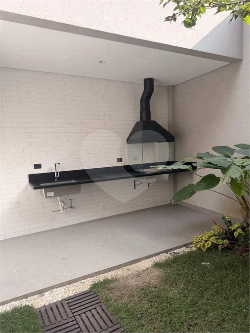 Sobrado à venda com 2 suítes em Vila Nova Conceição, São Paulo, SP