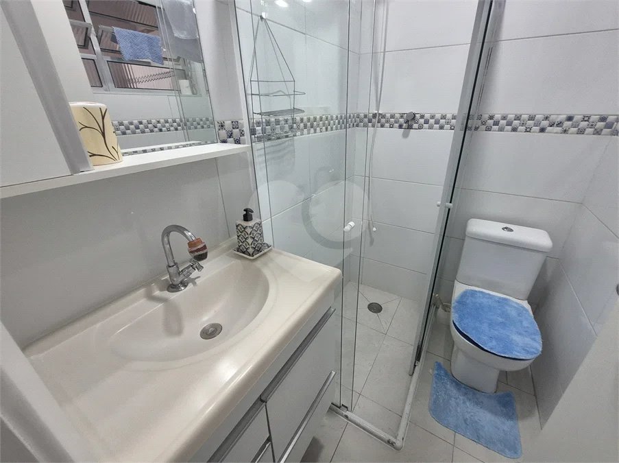 Casa de vila com 3 dormitórios sendo 2 suítes em Santana