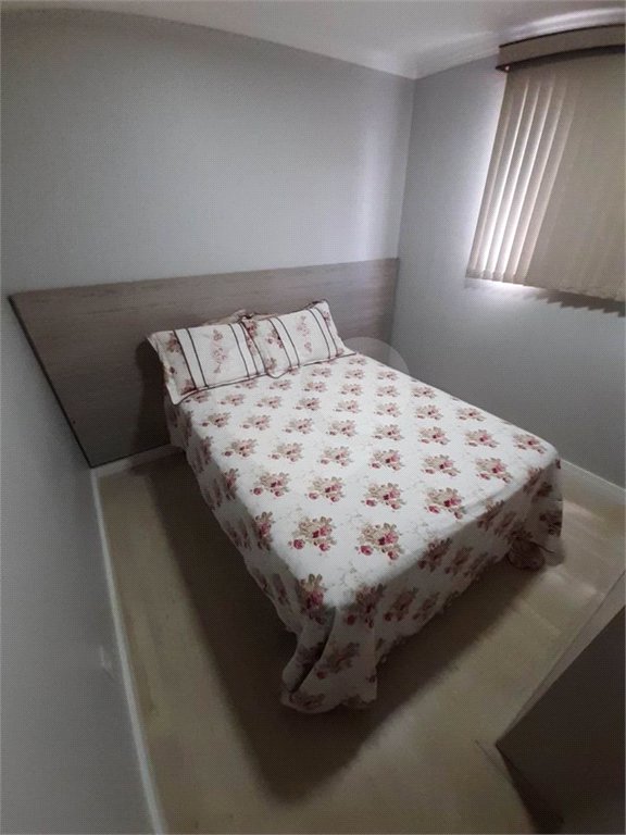 Apartamento com 2 dormitórios Mont Royal