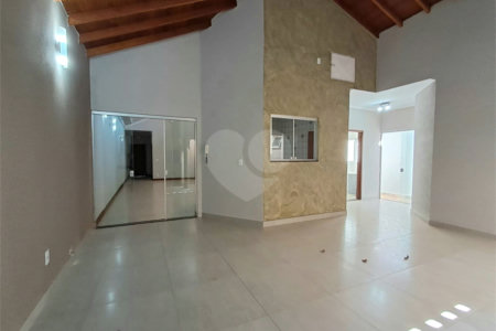 Casa à venda próxima ao SESC com 3 suites