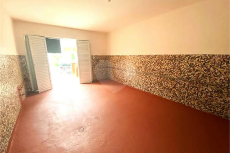 SOBRADO PARA VENDA OU LOCAÇÃO EM PERDIZES COM 3 DORM E 2 VAGAS DE GARAGEM