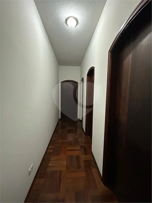 Casa assobradada à venda no bairro Nova Piracicaba, em Piracicaba/SP.