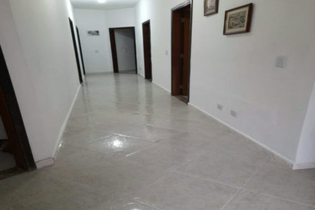 Casa à venda com 4 quartos, sendo 1 suíte, em City Bussocaba, Osasco, SP