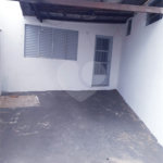 Casa térrea + Sala Comercial na Vila Prado.
